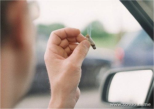 做梦梦见死老鼠是什么意思 做梦梦见死老鼠是什么意思