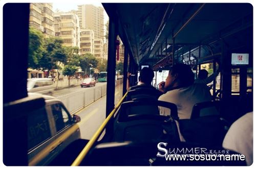<em>梦见眼镜蛇</em>跳来跳去_周公解梦查询_佛滔算命