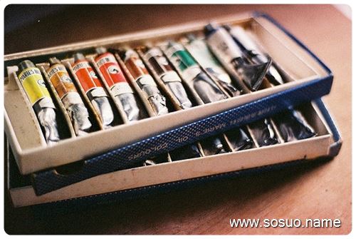 <em>梦见头发长长</em>了还扎了个马尾辫_周公解梦查询