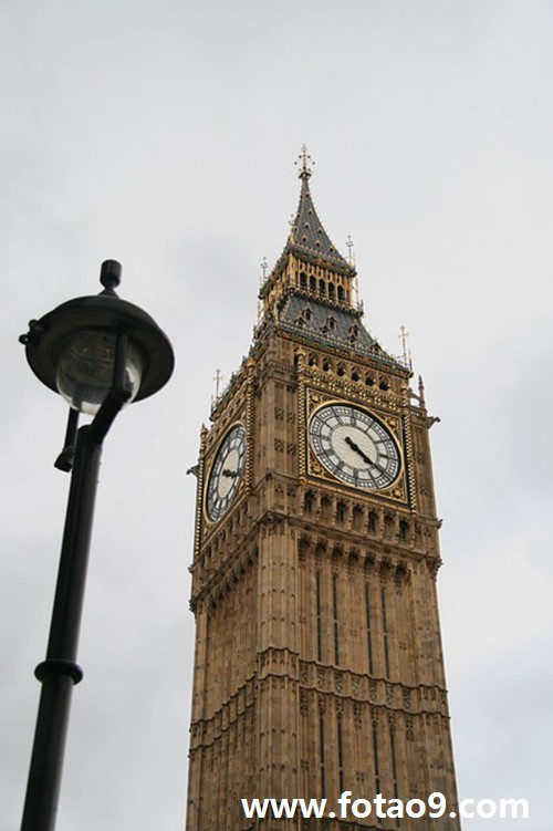 梦见吃饺子吃出钱来意味着什么?_周公解梦查