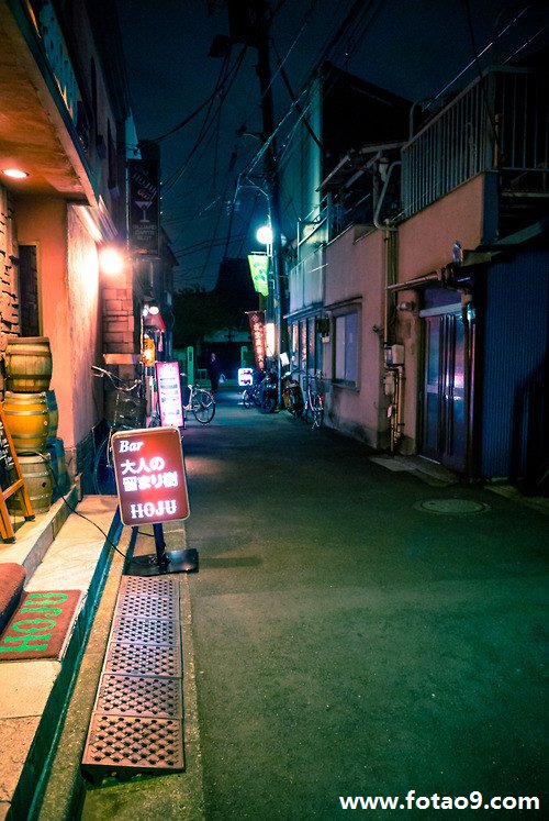 梦见鞋丢了一只鞋上全是泥