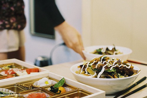 梦见身上沾满沥青废墟自相残杀好不好?