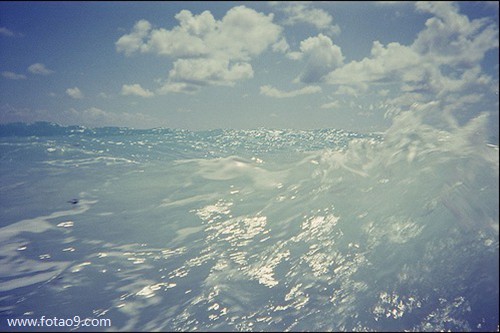 梦见领一个女人回我住处过夜意味着什么?