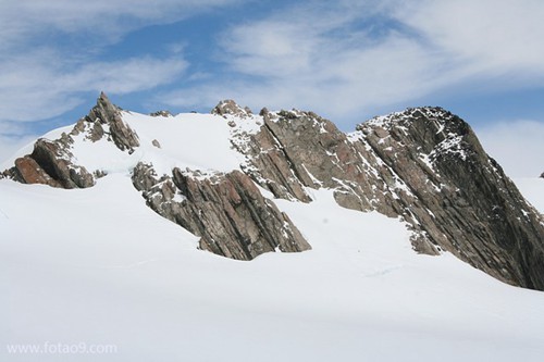 梦见马路上躺着都是死人