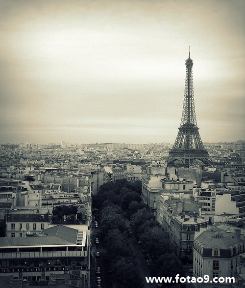 <em>梦见内裤</em>破三个洞<em>是什么意思</em>?_周公解梦查询