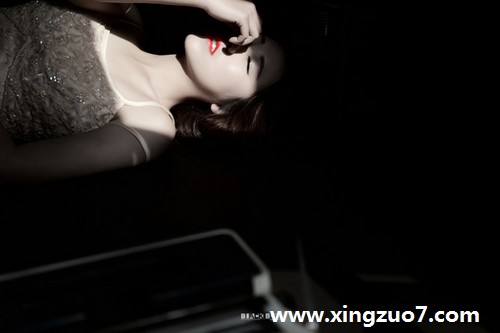 VOGUE2015年5月星座运势2 VOGUE2015年5月星座运势2