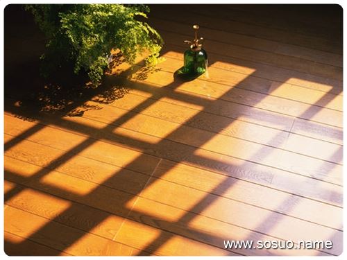 <em>梦见</em>自己没<em>穿内裤</em>走光_周公解梦查询_佛滔算