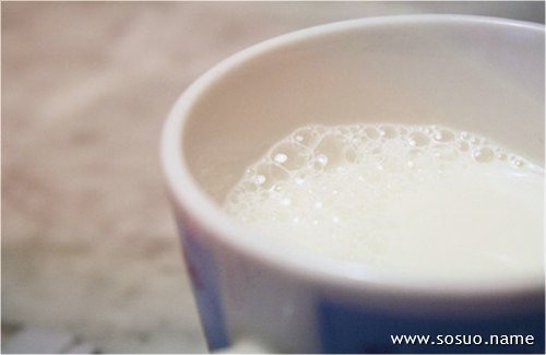 �μ��Լ�ͷ���е�,�����μ��Լ�ͷ���е�