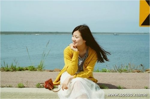 �μ��ٺ�ɫ�Ĵ�֩��,�����μ��ٺ�ɫ�Ĵ�֩��