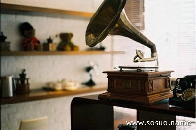 �μ��ٶ�������һȺ������,�����μ��ٶ�������һȺ������