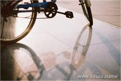 �μ��������������ϵ�Ь��,�����μ��������������ϵ�Ь��