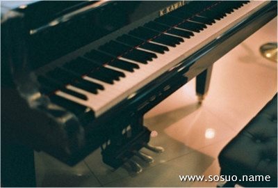�μ���ɫ��С����,�����μ���ɫ��С����