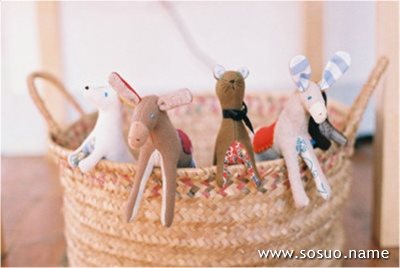 �μ��Լ���һֻ�ֶ���,�����μ��Լ���һֻ�ֶ���