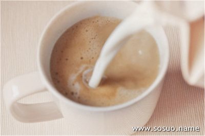 �μ�����ʱ��С��Ū��һ��Ů��,�����μ�����ʱ��С��Ū��һ��Ů��