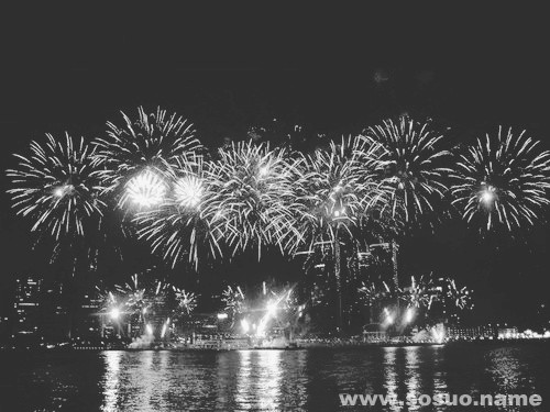 �μ��������һ���Ÿ���è,�����μ��������һ���Ÿ���è