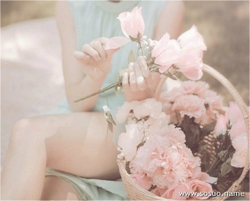 �μ���ɫ���·�,�����μ���ɫ���·�