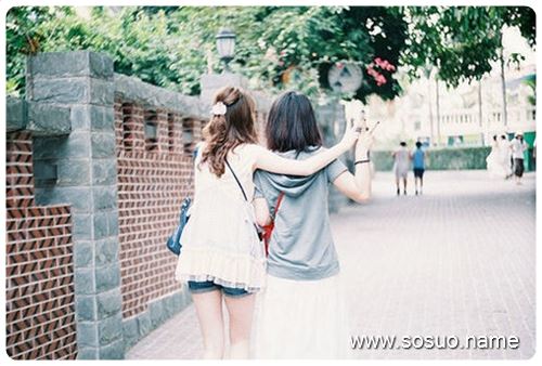 �μ�ͷ�ϲ���ɫ�Ļ�,�����μ�ͷ�ϲ���ɫ�Ļ�
