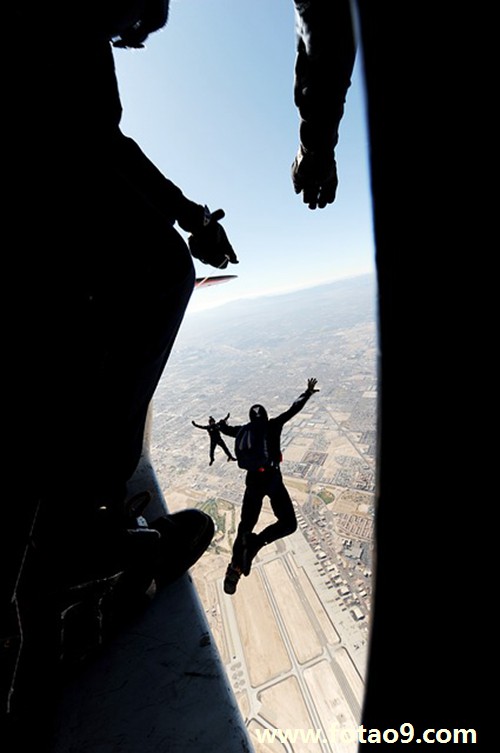 梦见自己人追着飞上天意味着什么?