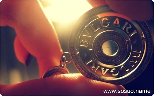 �μ��Ϲ�����ɫ��װ,�����μ��Ϲ�����ɫ��װ