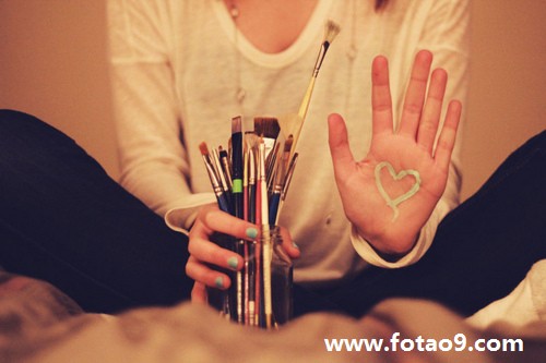 梦见自己老婆拉我胳膊接血,周公解梦与心理分析 梦见自己老婆拉我胳膊接血,周公解梦与心理分析