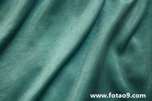 梦见坐飞机有人送伞的含义