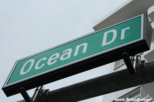 梦见长阴毛在吃的肉里的含义