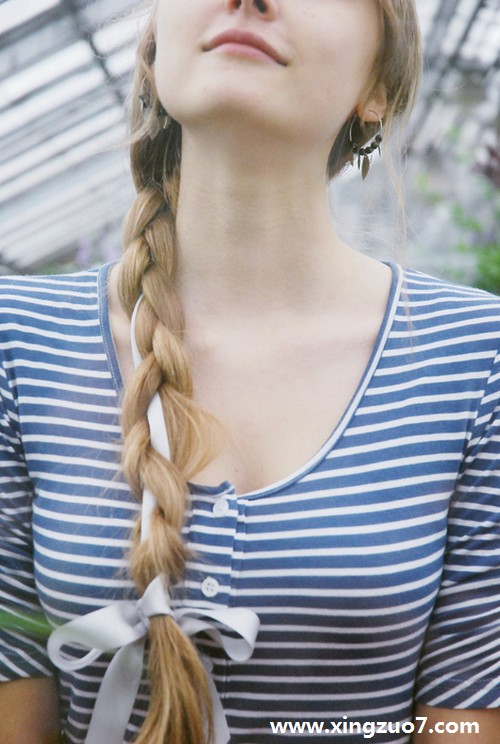AlexǴ201663