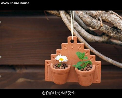 5��15�ճ������еĺ�1��27�ճ�����Ů�ĵİ��黭��