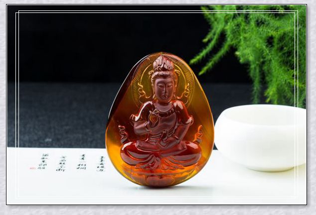 �μ�����Ů���鷿